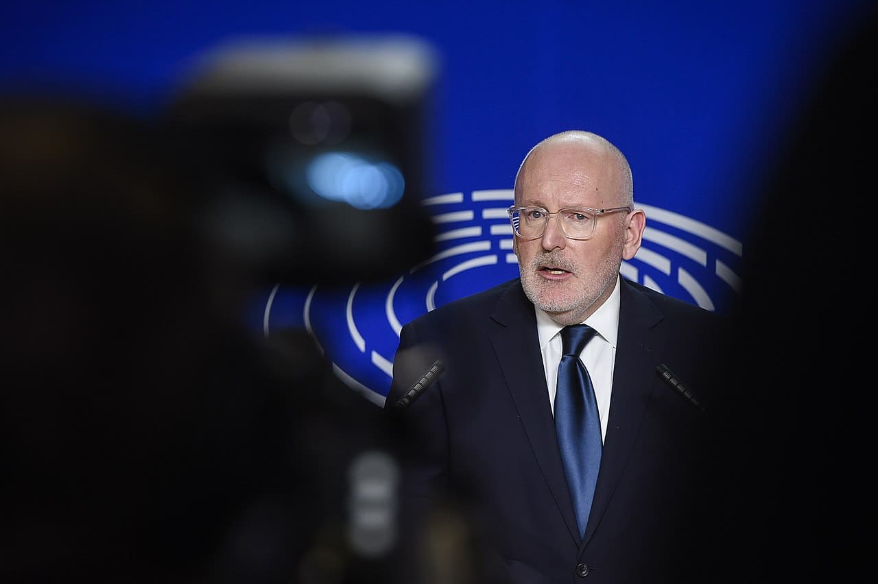 timmermans Politică