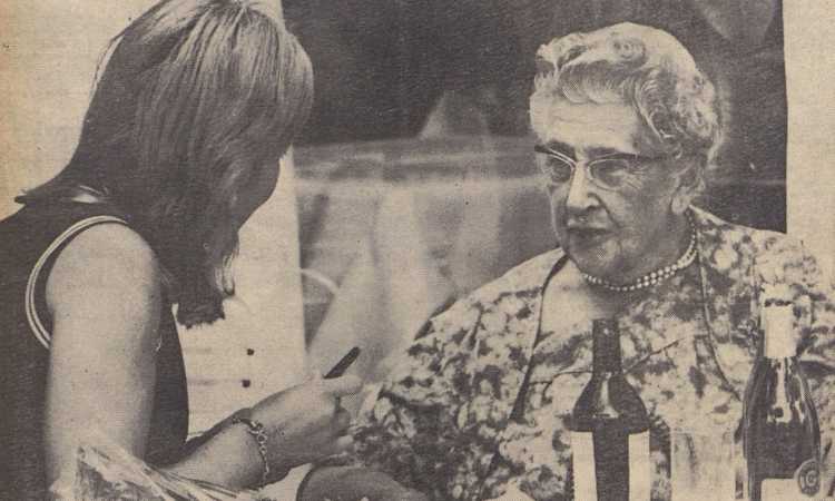 Agatha-Christie_medium CULTURĂ ȘI EDUCAȚIE