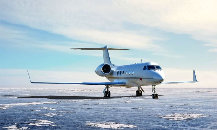 private-jet_medium Știri Externe