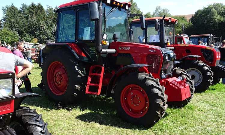 tractoare_medium Știri Externe