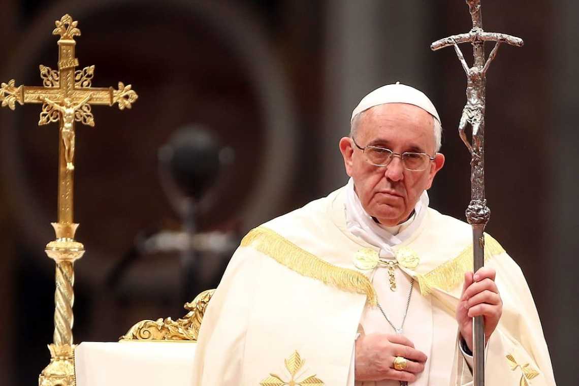 Papa Francisc: combustibilii fosili „răi” trebuie interziși! „Nu mai conduceți mașini pe combustibili fosili!”